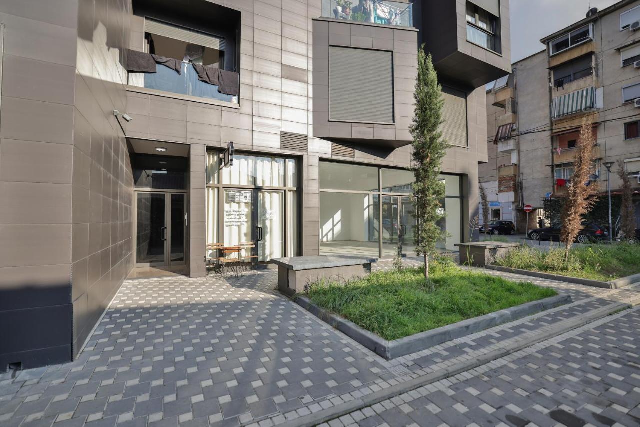 Apollo Apartment By Holistay Tirana Exterior photo