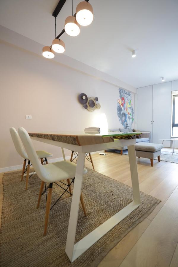 Apollo Apartment By Holistay Tirana Exterior photo